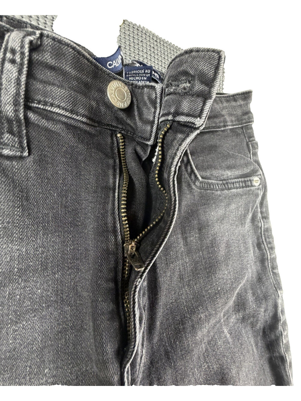 Calvin Klein Jeans Washed Faded Black Skinny Denim Pants Size 28x30 (C28 L30) - Picture 4 of 9